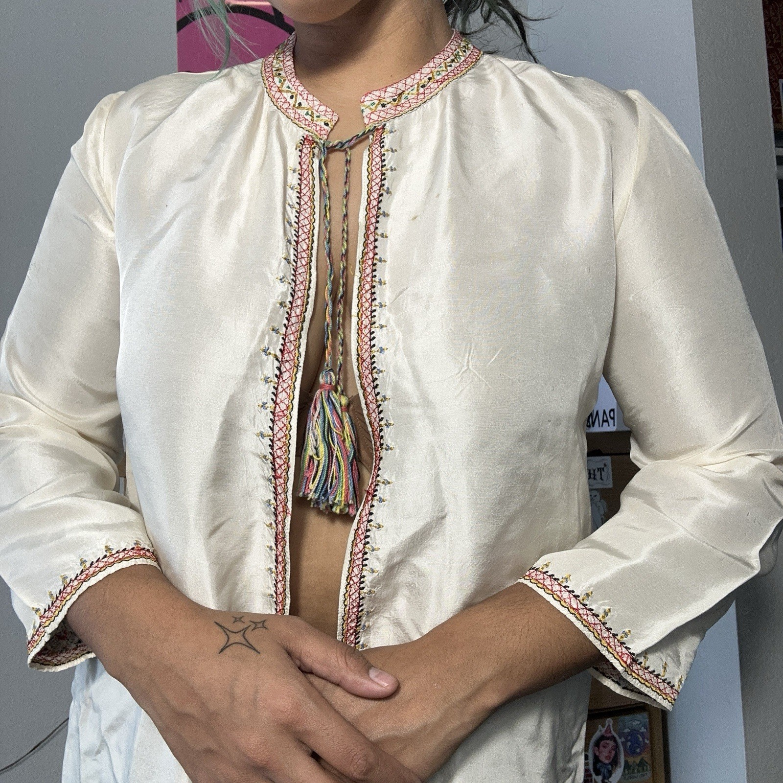 100% Vintage Silk Embroidered Boho Top Size S