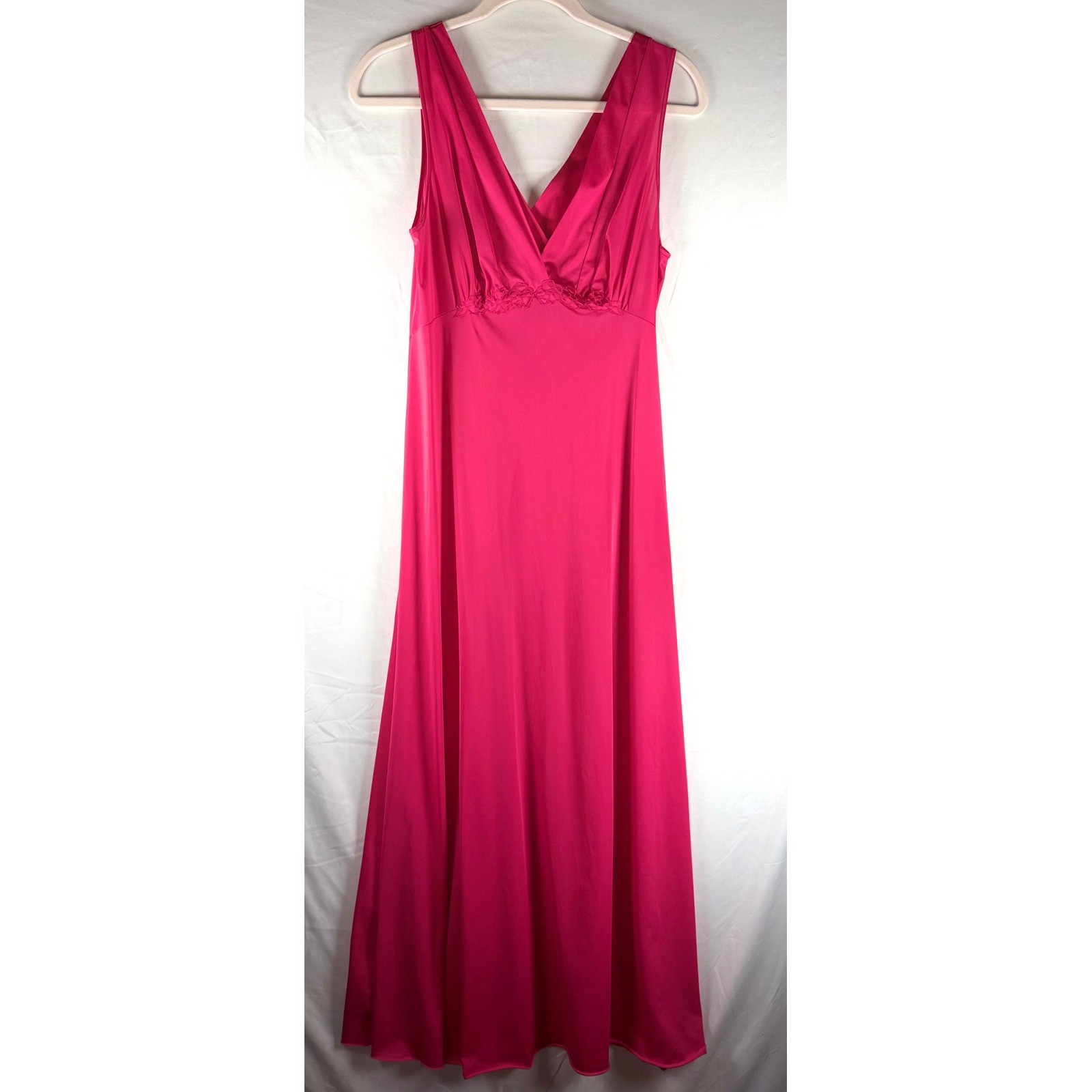 Vintage Vanity Fair Hot Pink Maxi Nightgown Lace Empire Waist Fuchsia Size 34