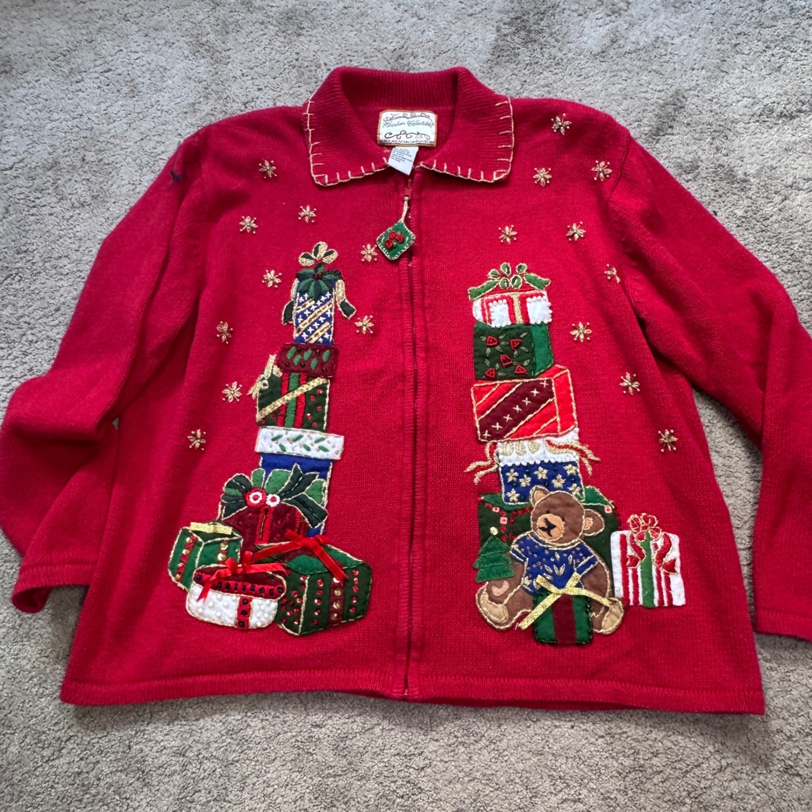 Vintage Heirloom Collectibles Women’s Large Christmas Sweater Presents Bears