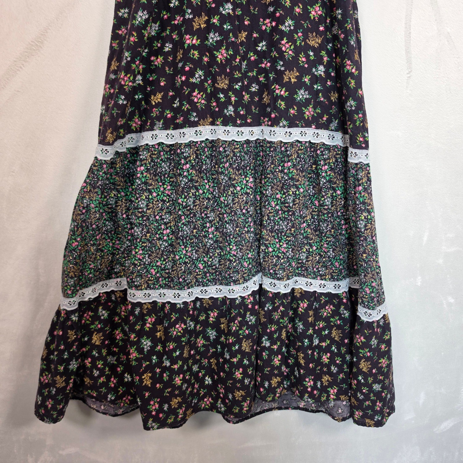 Vintage Newport Fashions Dress Women’s 5 Ditsy Floral Lace Cottagecore Prairie
