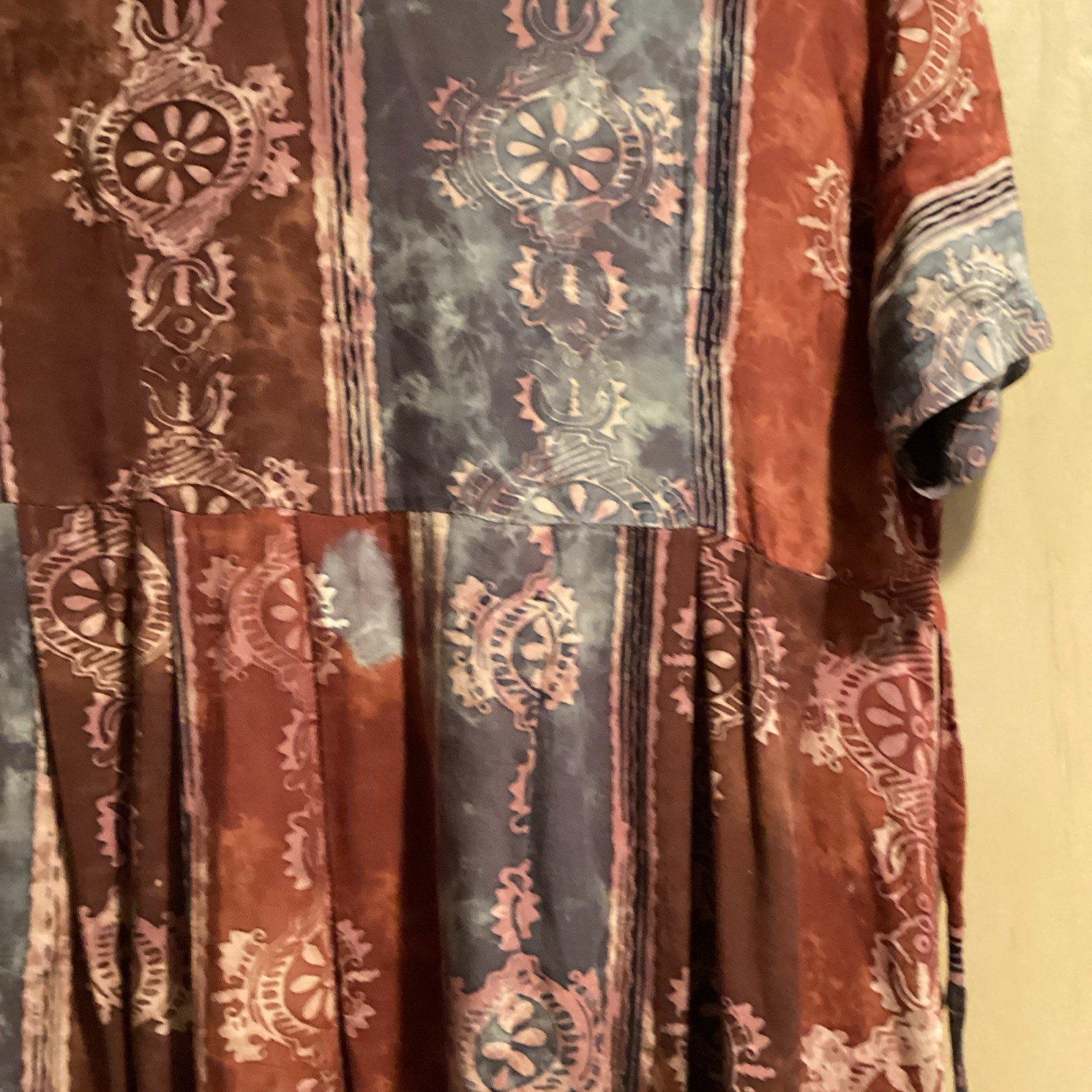 Unicas Handicraft Globe shopper Vintage Dress