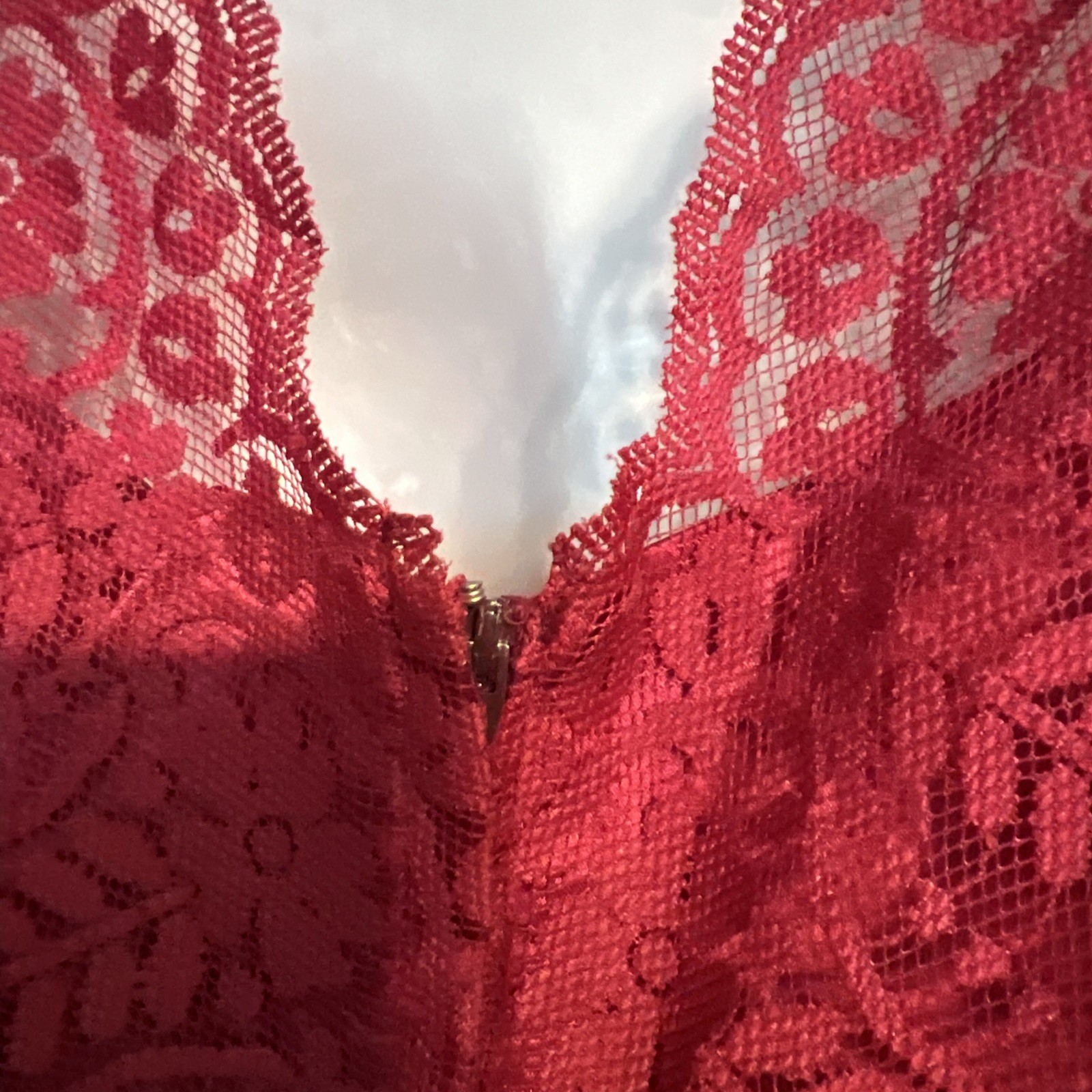 Vintage 1970s (?) Formal Burgundy Lace Over Satin Maxi Dress Junior Sz 13/14