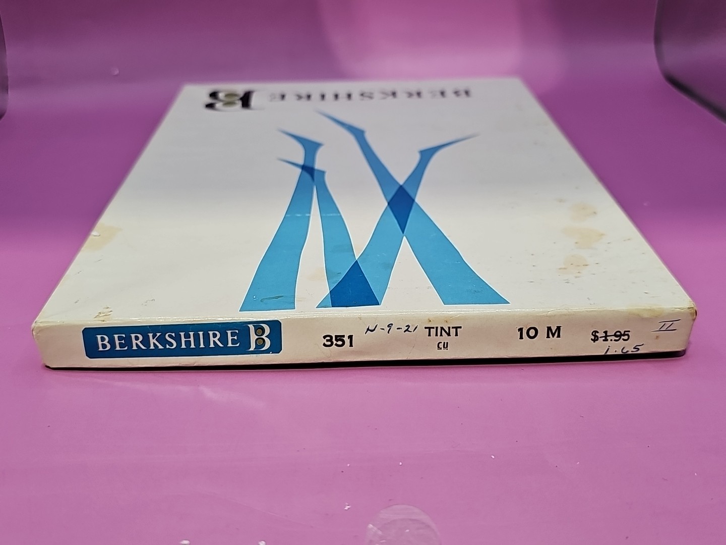 Berkshire Vintage Hosiery. Lot Of 2 Pair Garter Stockings 10M 351 Tint CU In Box