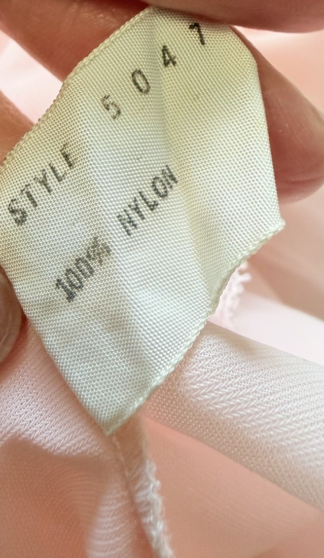 VTG 60s ARTEMIS Light Pink Nylon EMBROIDERED CUPS NIGHTGOWN Size 34
