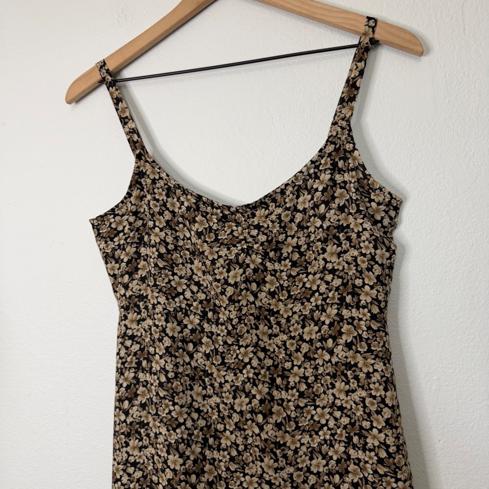 Vintage Y2K Old Navy – Strappy Dark Floral Mini Cami Slip Dress 00’s 90’s Vibes