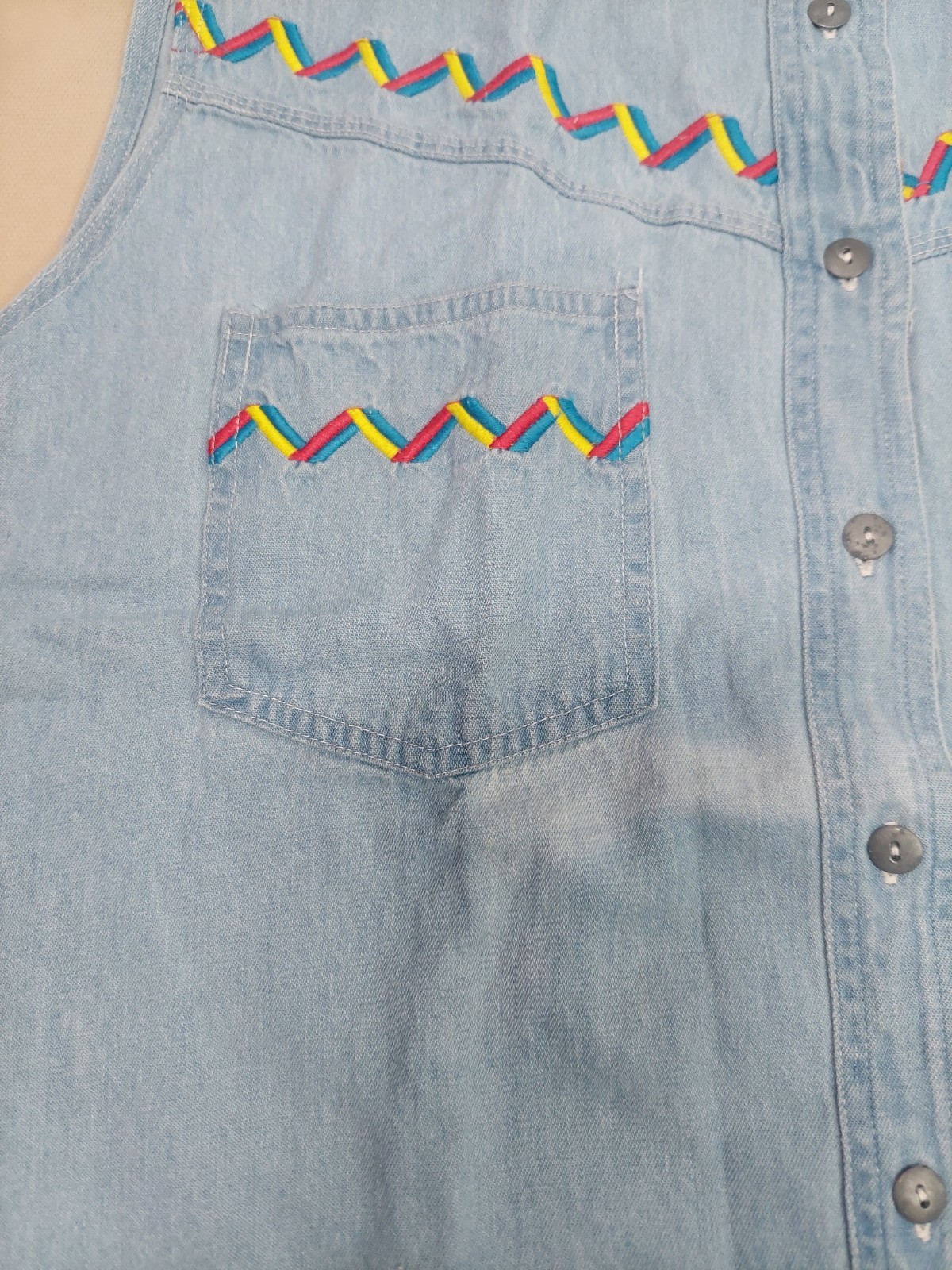 Vintage Denim Shirt L Sleeveless Western Zig Zag Boho Cowgirl 90s 100% Cotton