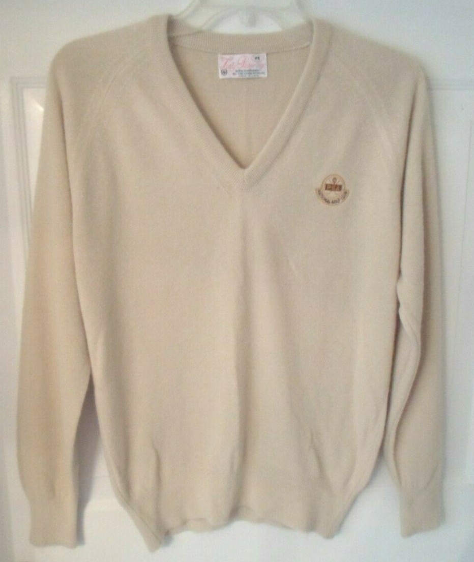Vintage Lady Pickering M Soft Orlon Acrylic Vneck Sweater PGA Embroiderey Beige