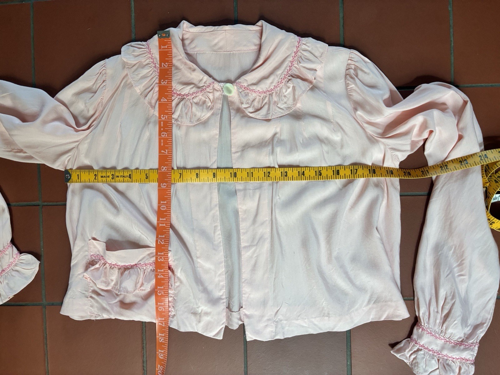 Vintage 40s/50s Handmade Pink Bed Jacket w Ruffle Collar & Embroidery
