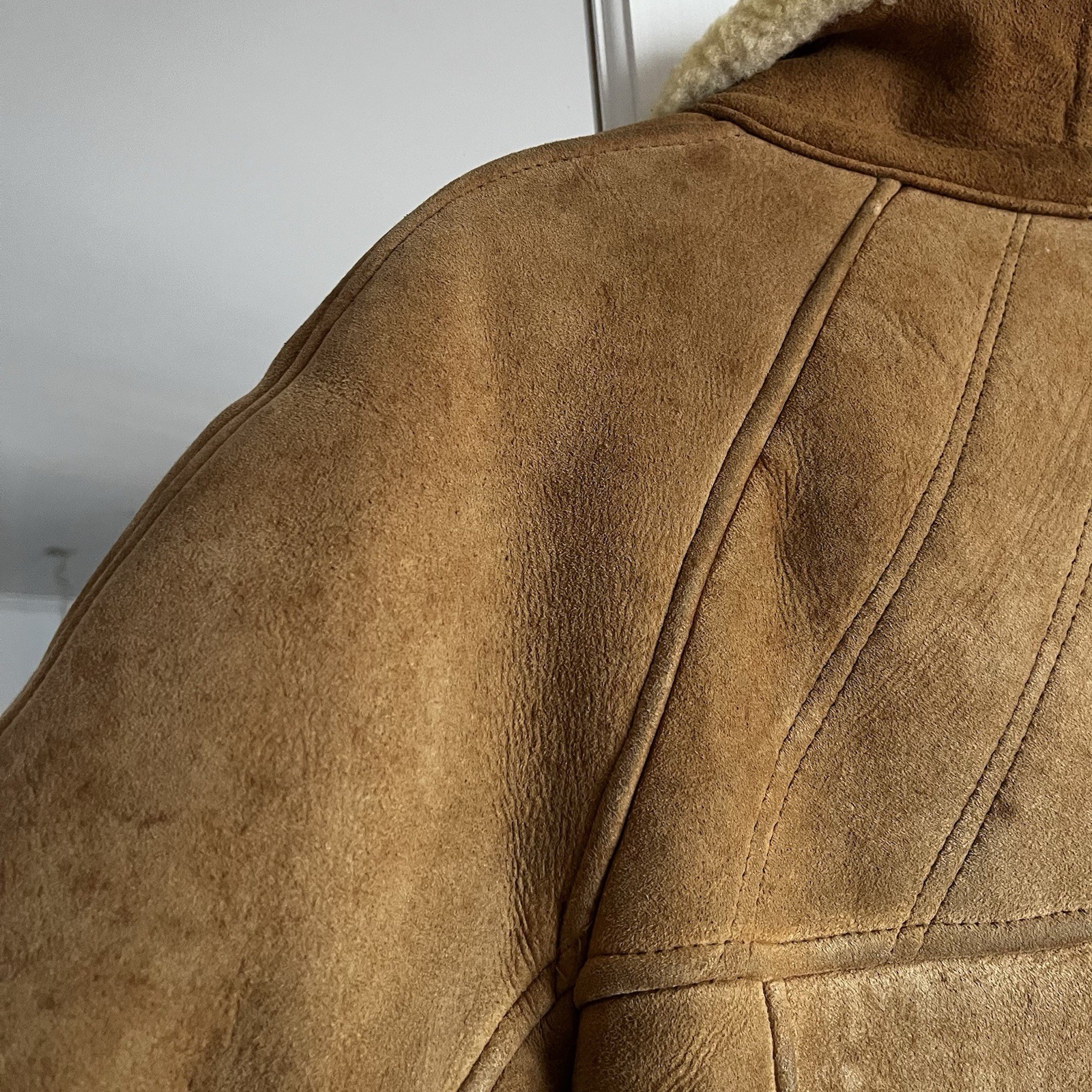 Vintage Designer French Sheepskin Shearling Coat Women’s Large Cognac / Cream