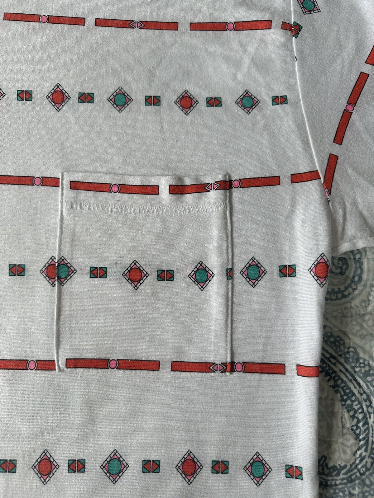 Vintage 1980’s Woman’s Incognito Pocket T-Shirt Geometric Shapes Design Size L ?