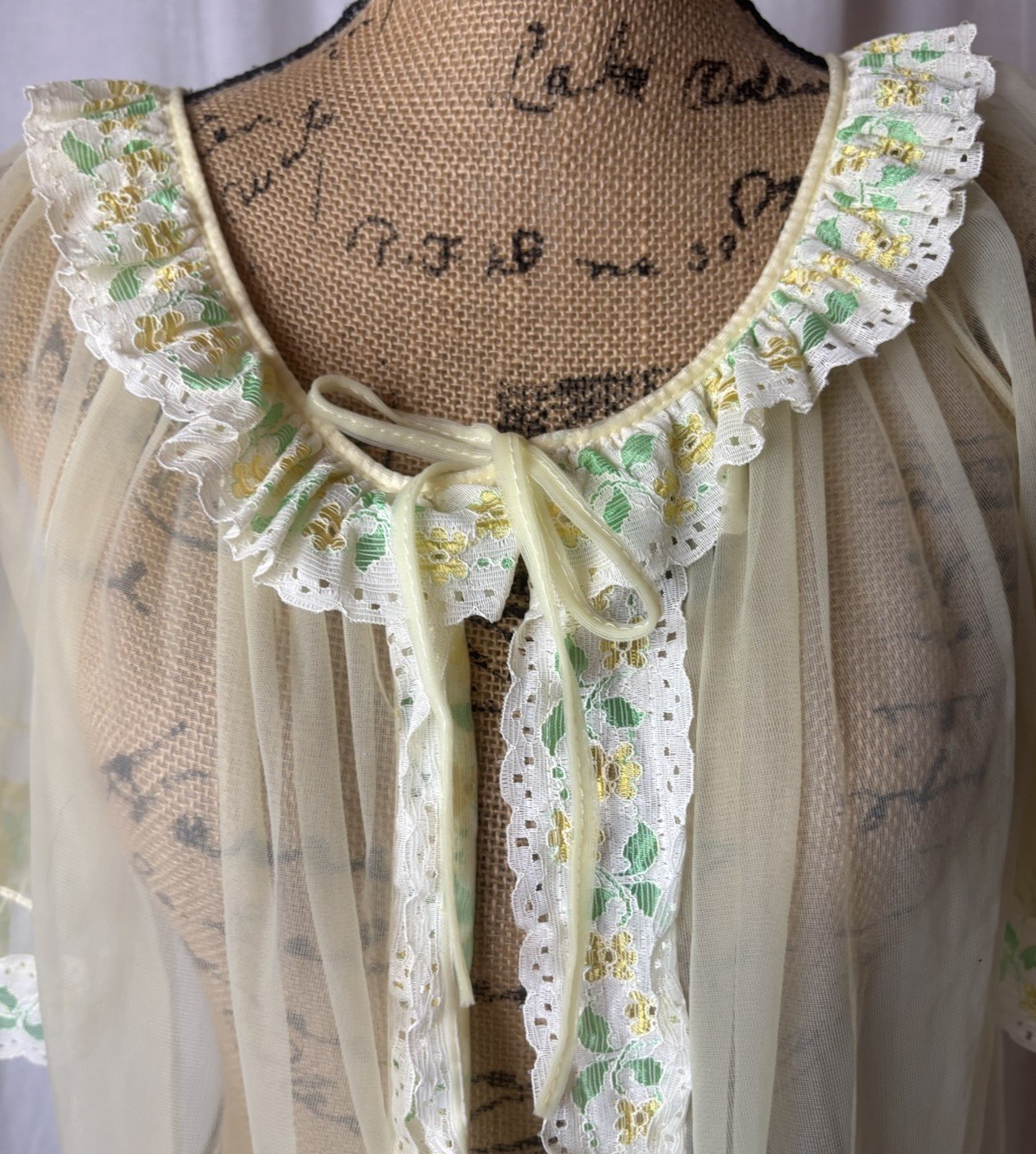 Vintage Mistra Nylon Peignor Robe Yellow Medium Green Floral Lace Tie Front
