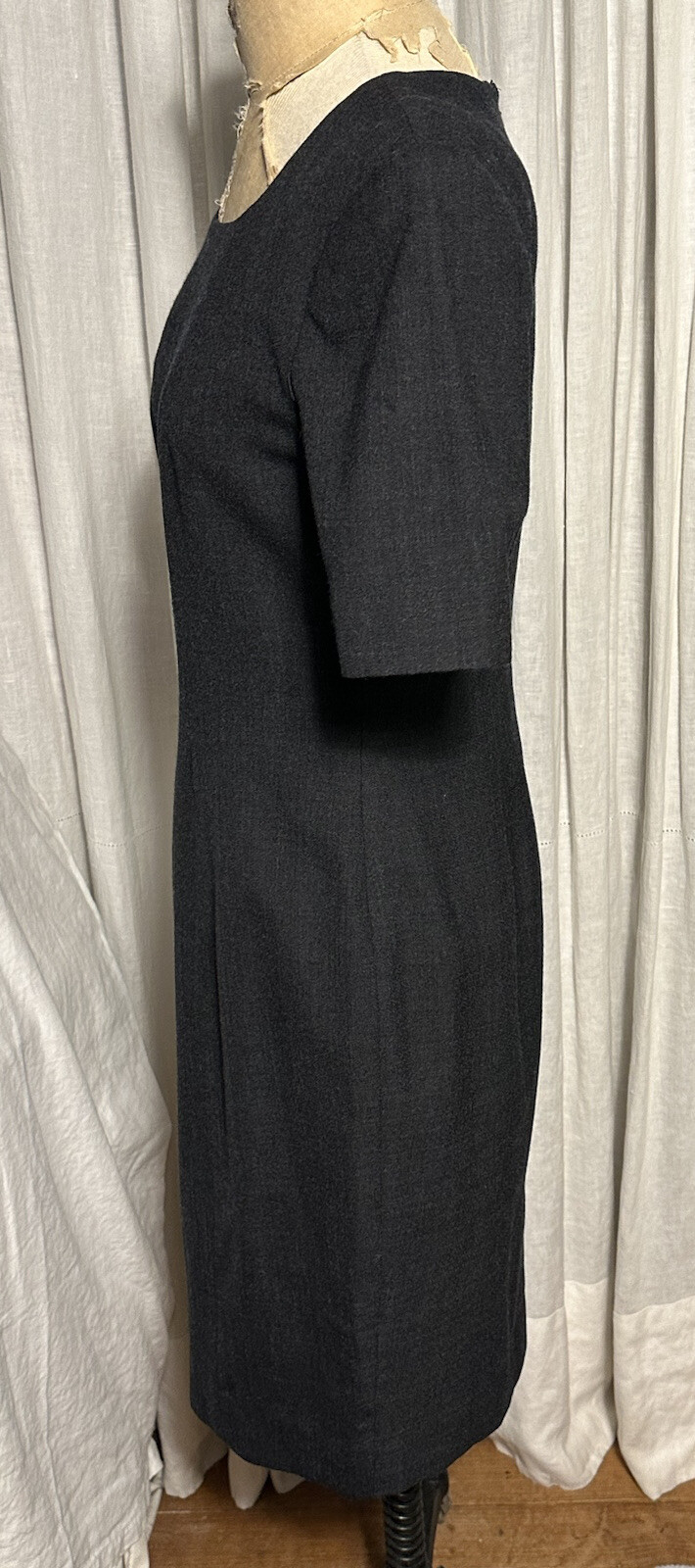 Vintage Constance Saunders Womens Grey /Red Wool Dress Suit S 6 Pre-owned