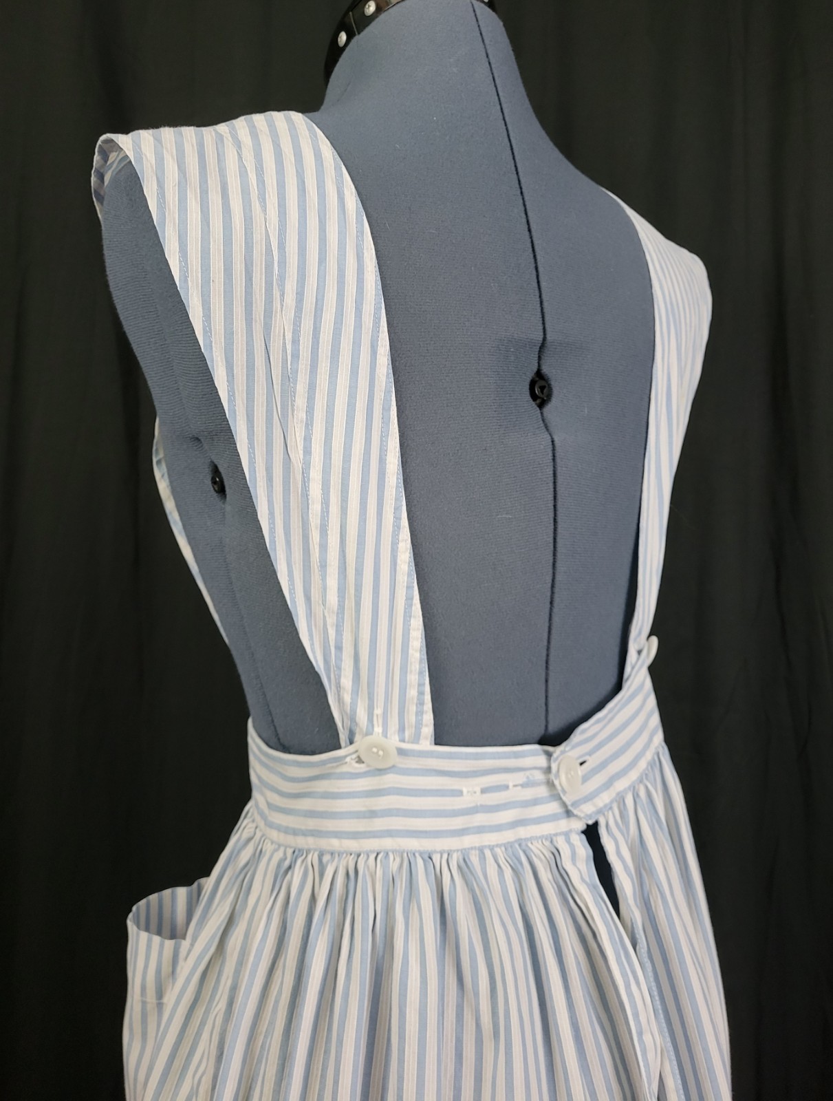 Vintage Blue & White Striped Apron w Bib & Patch Pockets Handmade?