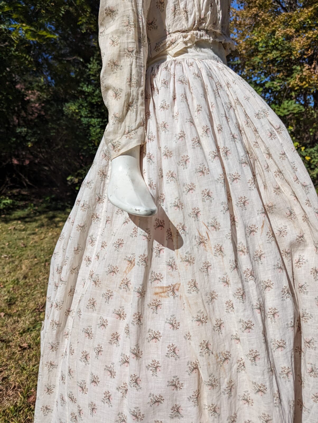 VICTORIAN 2 PC FLORAL PRINT MUSLIN SUMMER DRESS W RUFFLED BODICE 