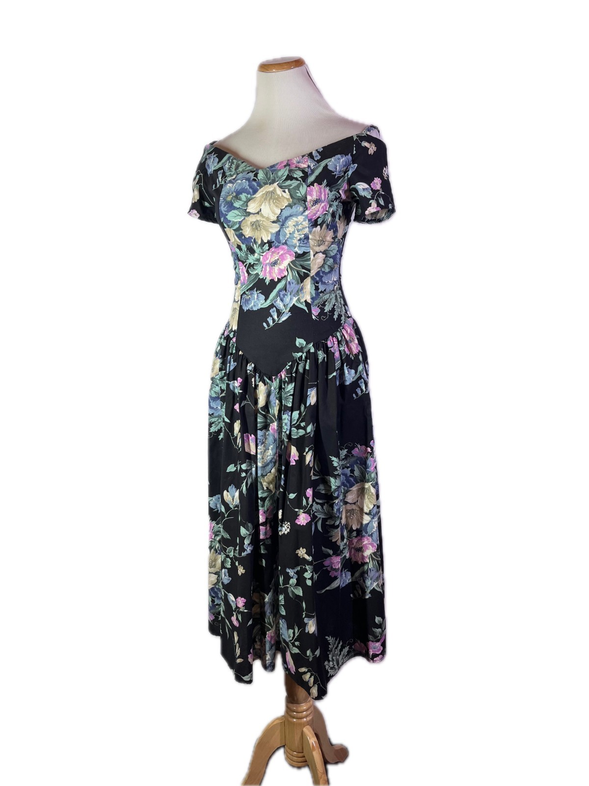 Vintage 1980s Byer Too! Size 5 Black Floral Tea Dress Off-the-Shoulder V-Waist