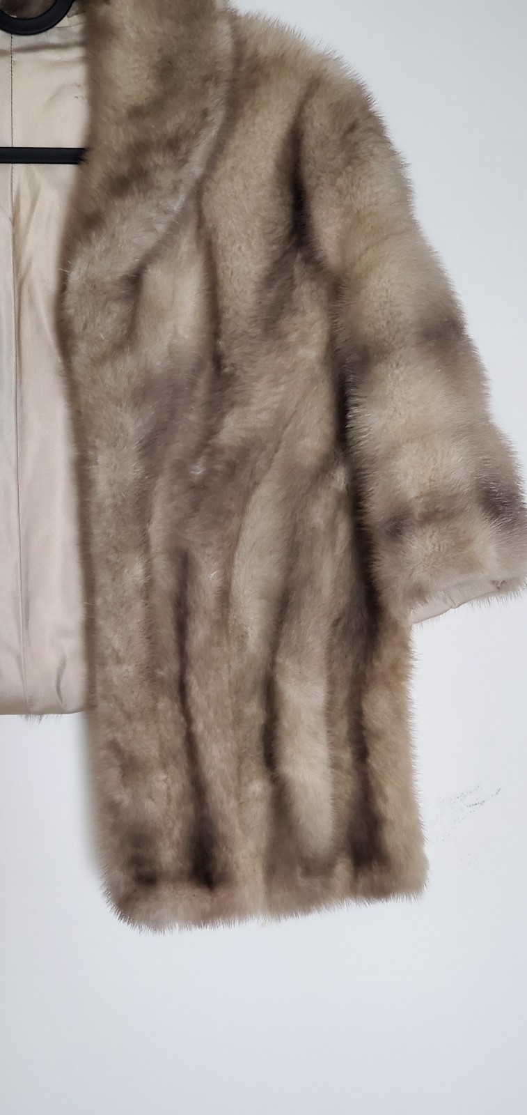 Vtg Mink Stole Gray/Beige Satin Lining Shoulder Straps One Size