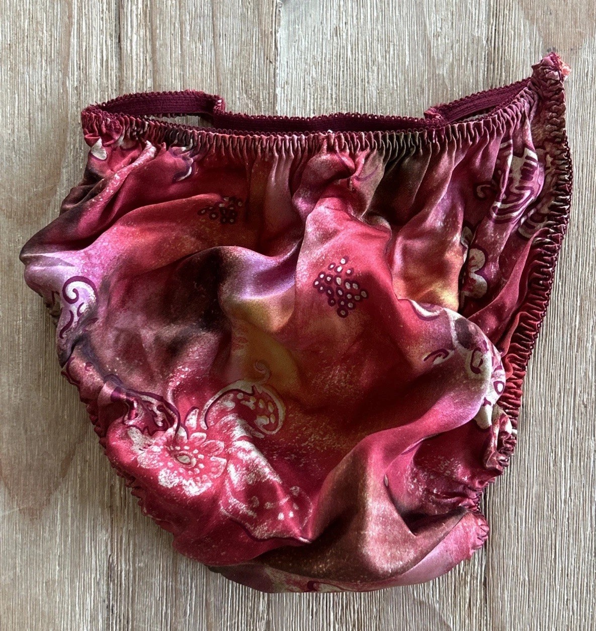Victoria’s Secret Silk SATIN String Floral PANTIES M/6 NEW Vintage Gold Label