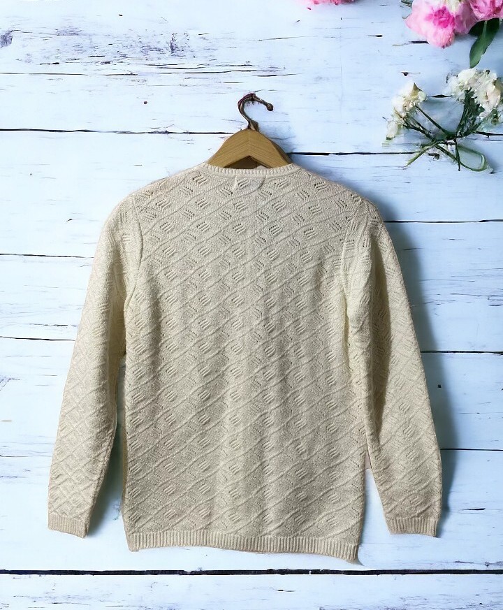 Vintage Cardigan Sweater Bee by Banff Womens Sz M Button Up Top Diamond Knit 70s