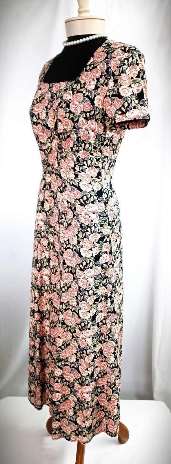 Vintage 90s Pink Rose Print Romantic Style Short Sleeve Rayon Midi Dress Size 9