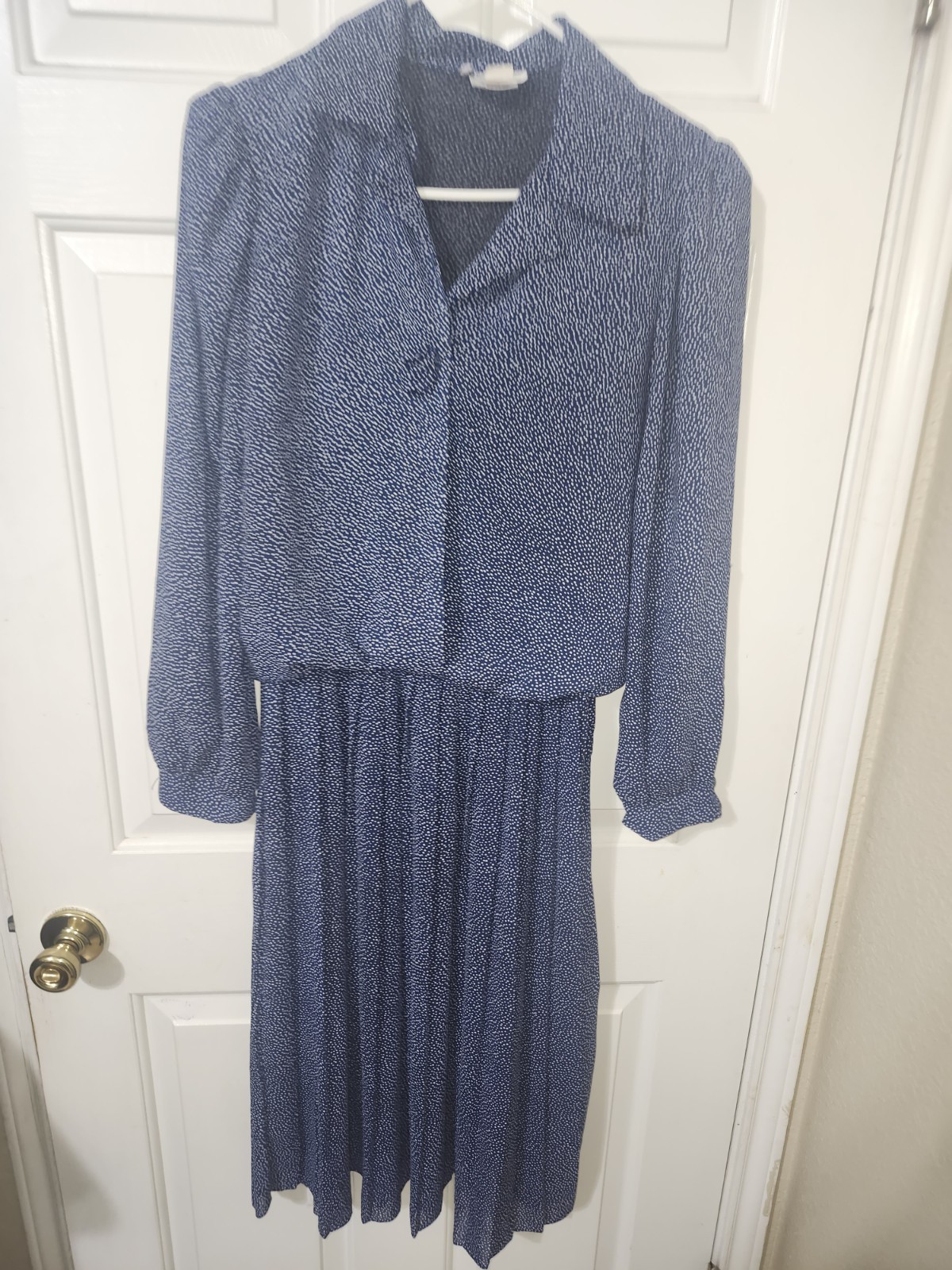 Carriage Court Vintage Dotted Long Sleeved Casuel Dress Size 14