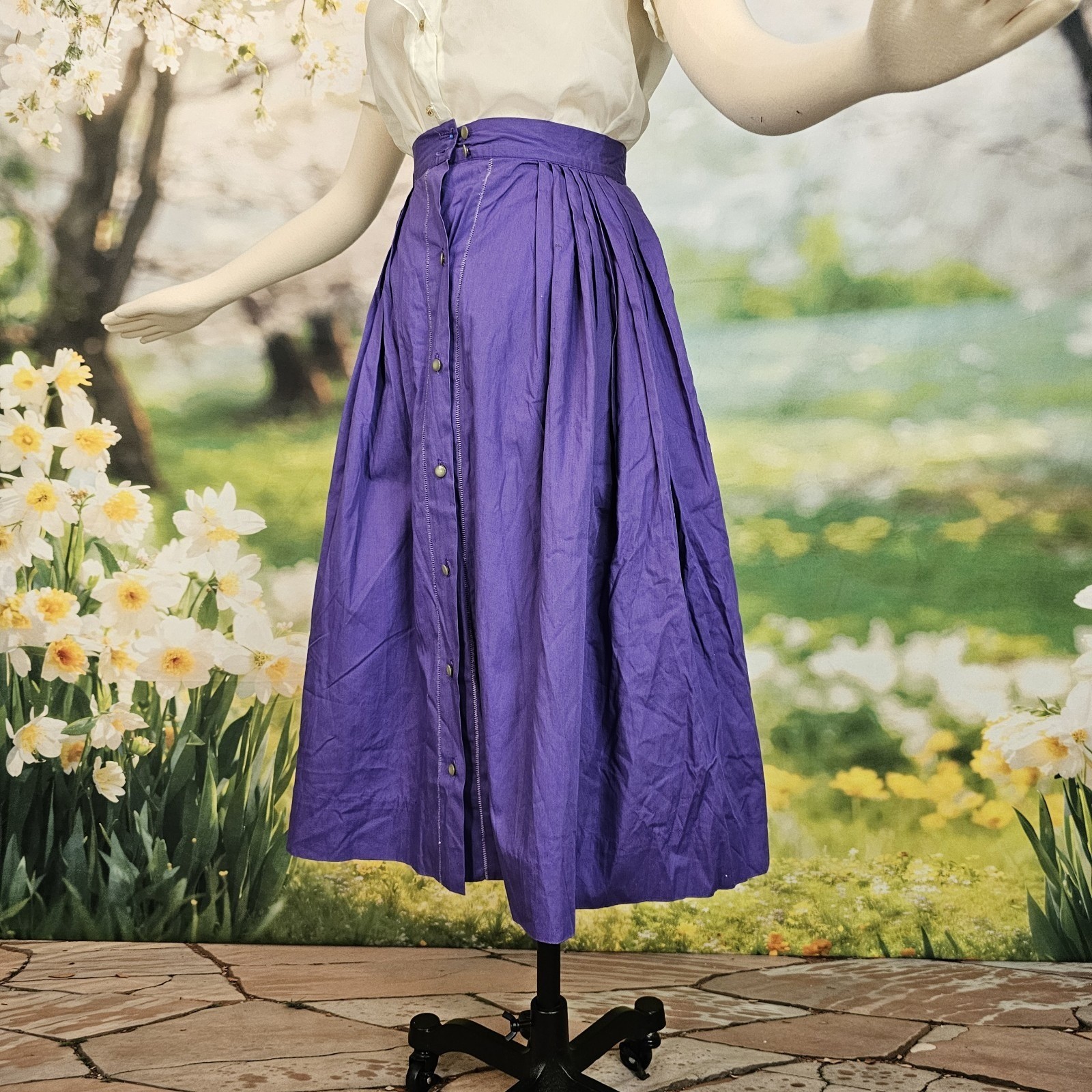Vintage 1950s Skirt Button Front Purple Pleated Midi Circle Skirt Pinup