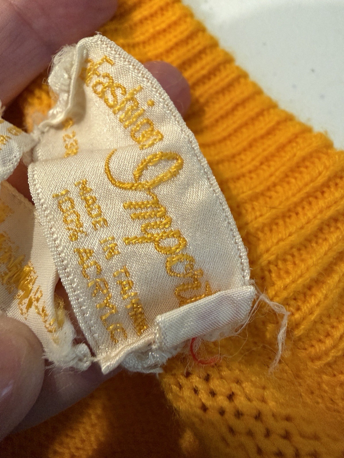 Women’s Vtg 70’s 80’s Cardigan Gold / Yellow Size Small Sweater Uniform