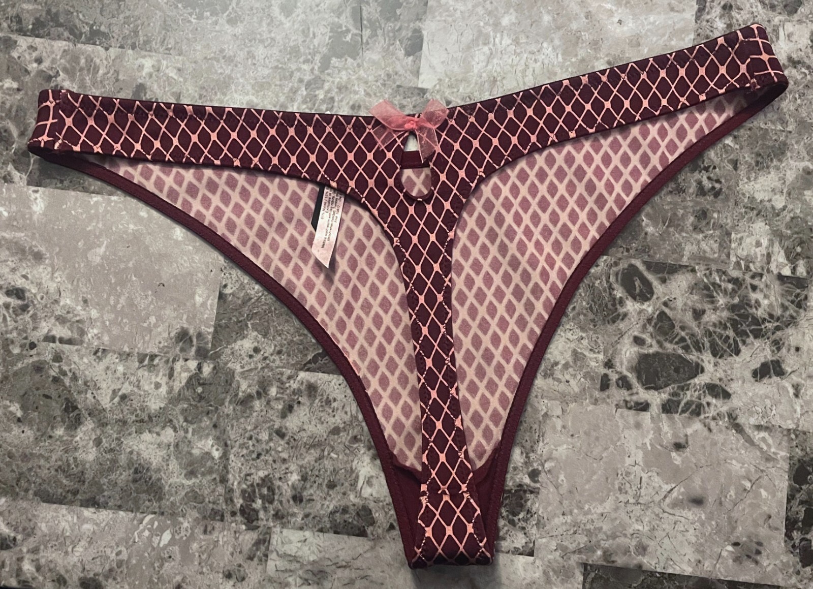 VICTORIA’S SECRET SEXY LITTLE THINGS L SMOOTH KEYHOLE VINTAGE RARE THONG PANTIES