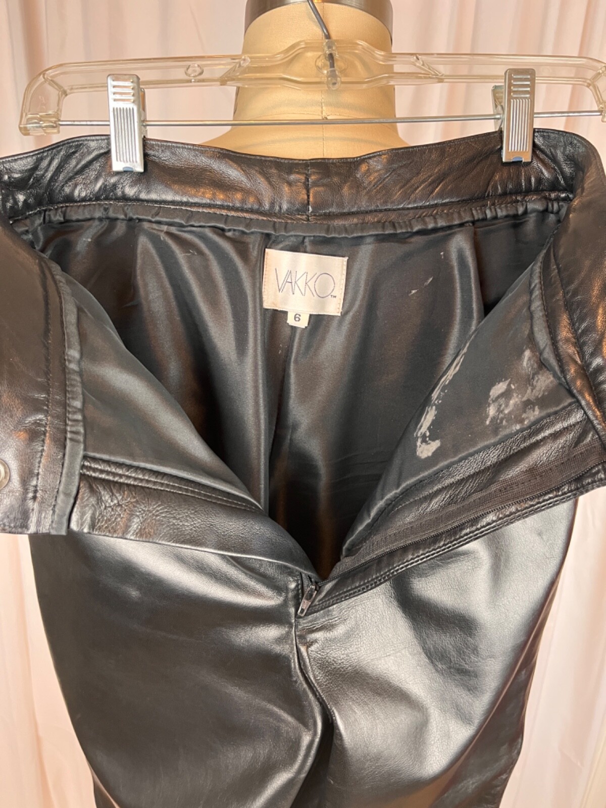 Vakko Vintage 80s Black Leather High Waist Stovepipe Leg Lined Pants SZ 6