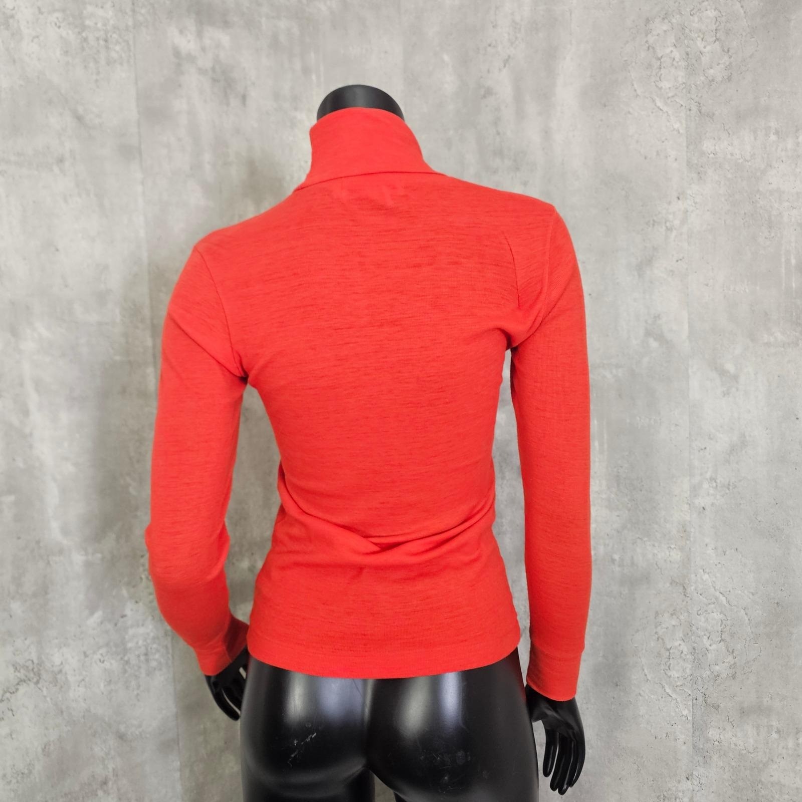 Vintage Point East Red Orange Turtleneck Top Stretch Knit Long Sleeve Womens