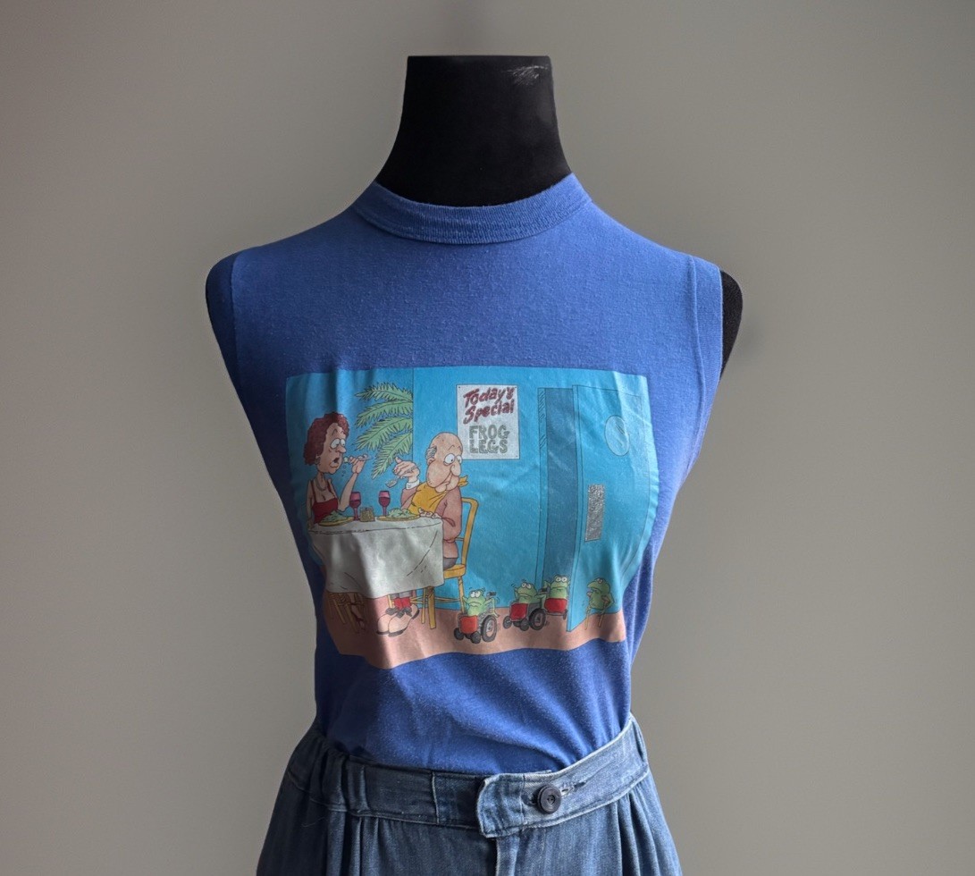 VTG 80s Bantam PUNK Rock Cartoon Frog Legs Sleeveless Tee.unisex.S/XS