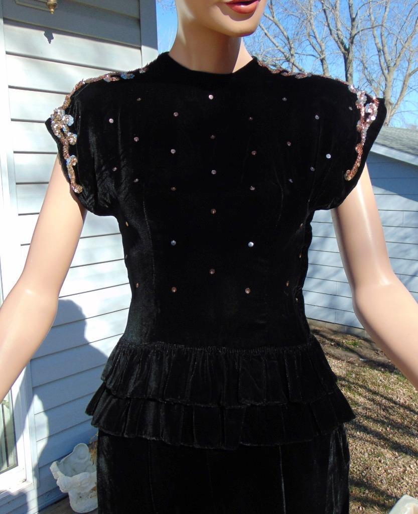VTG 40s Black Silk Velvet Wide Leg Pants & Sequin Top Sm 26W