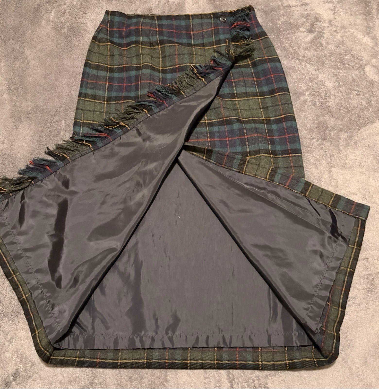 STUDIO WORKS PLAID WOOL BLEND. SZ 10, FULLY LINED, LONG SKIRT