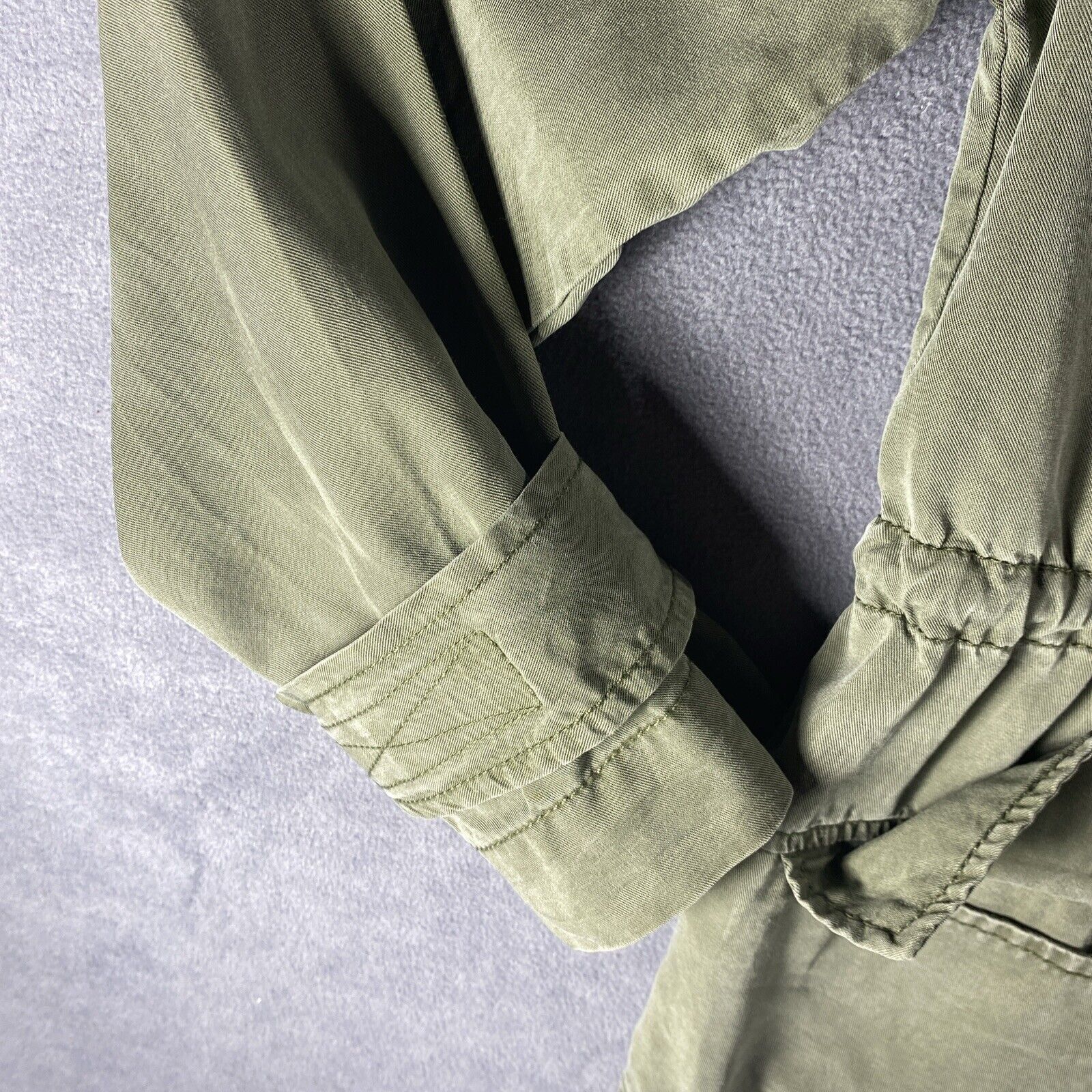 VTG Y2K Women’s Utility Cargo Jacket Medium Army Green Cinched Waist Embroidered
