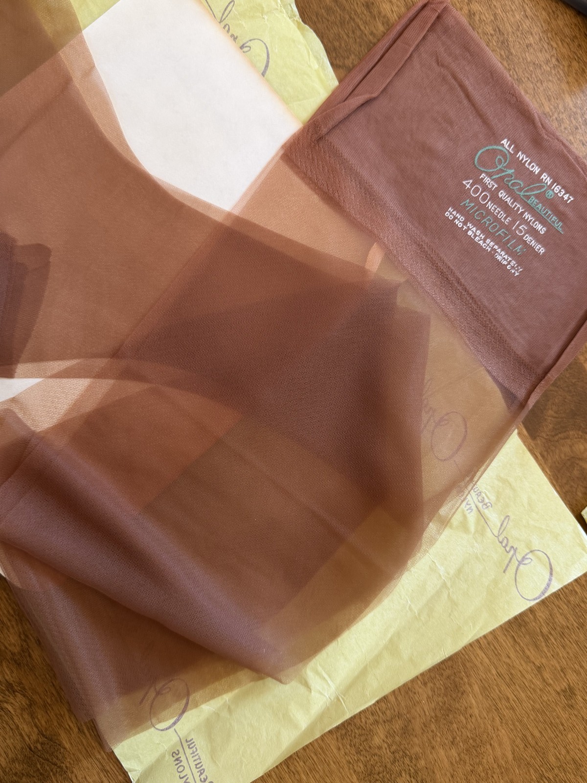 2 Pair Vintage Opal Beautiful Nylon Mesh Stockings Size 11/36 NOS