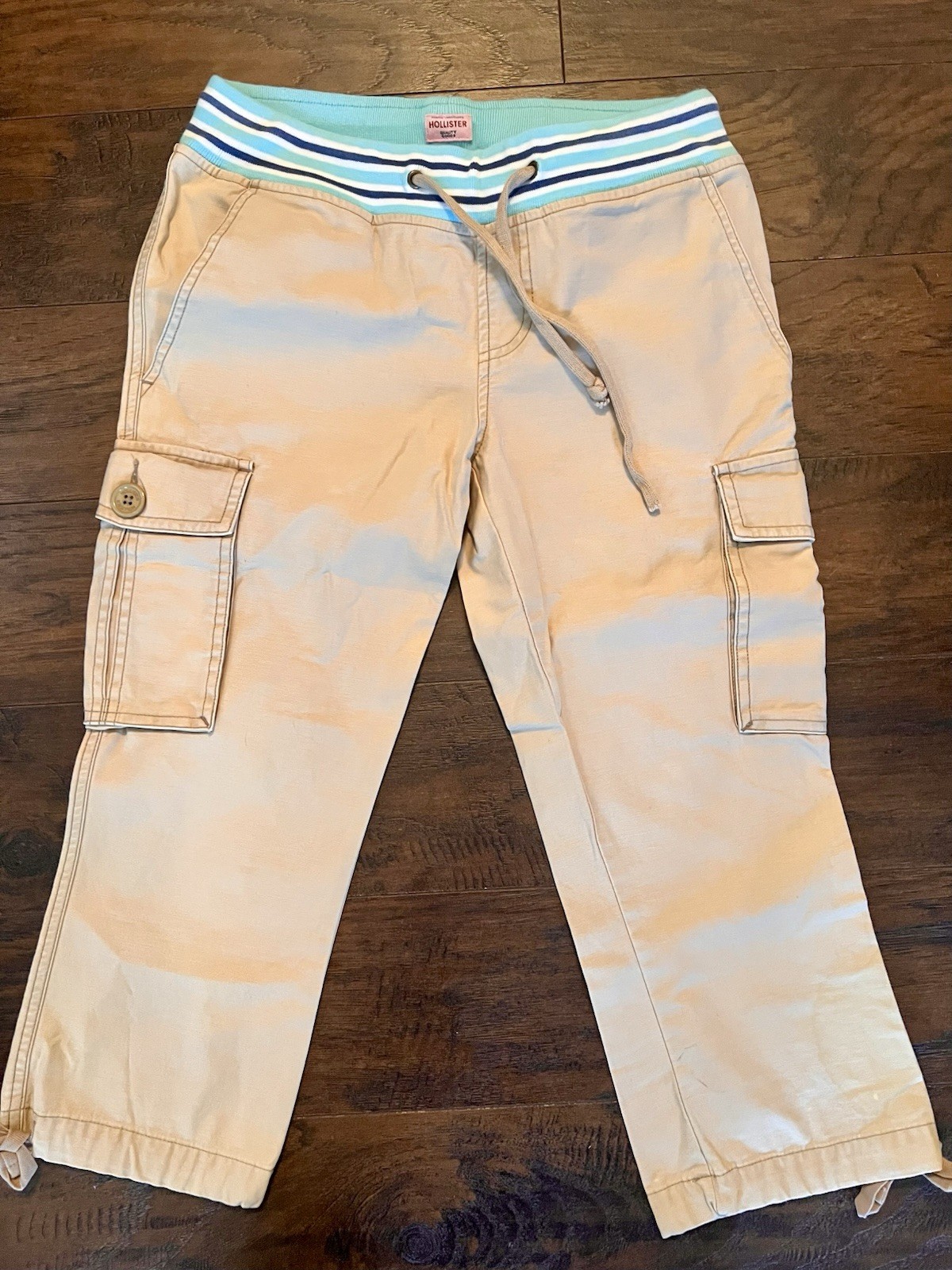 VTG Y2K Women’s Hollister Cropped Cargo Pants Size 3 Khaki