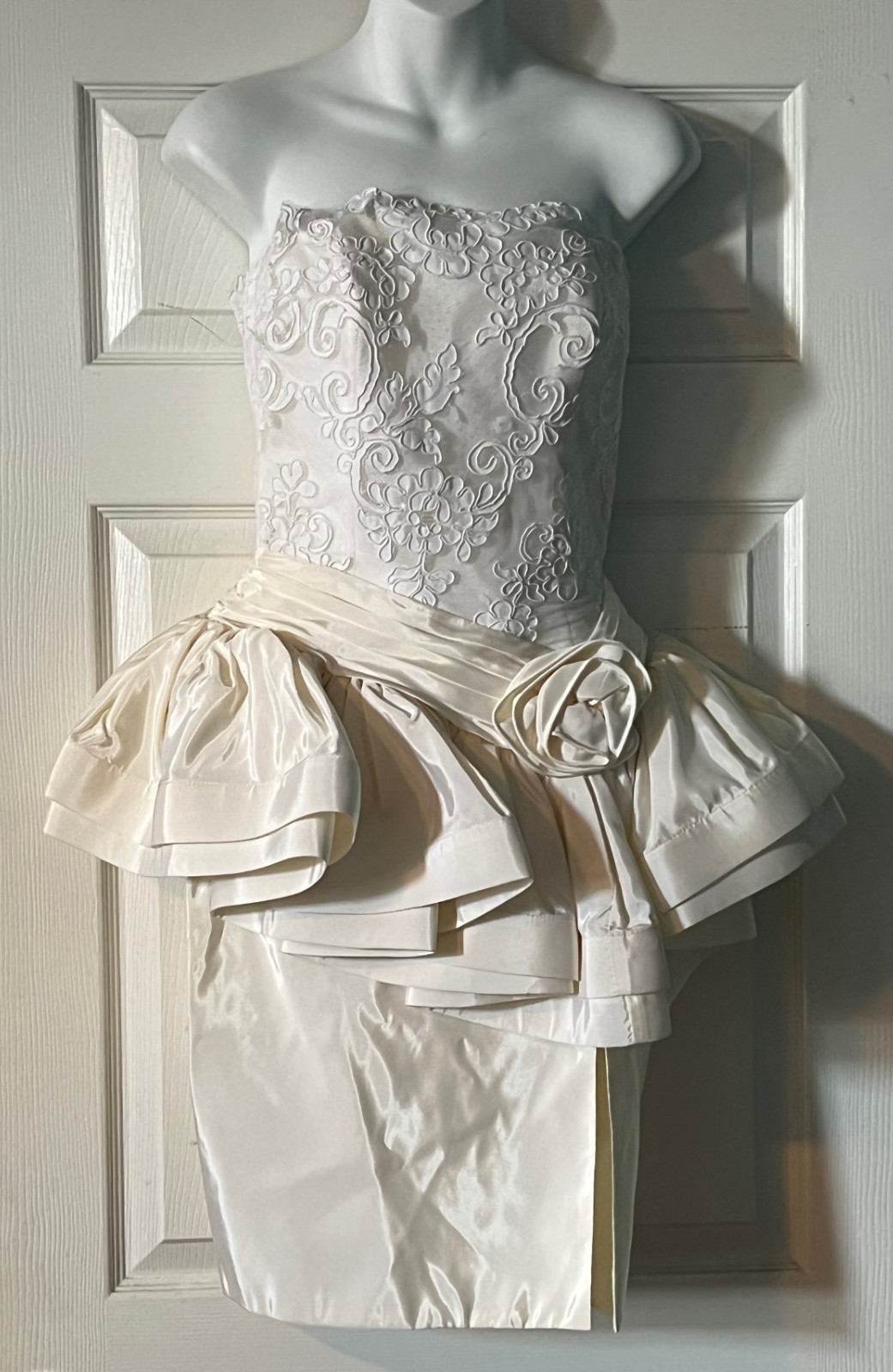 Vintage TADASHI SHOJI Lace and Taffeta Tiered PROM COCKTAIL DRESS 1980s NOS