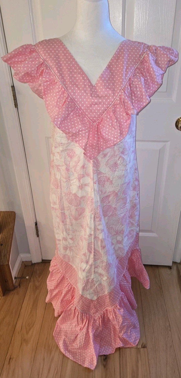 Vtg. Hilda Hawaii Maxi Dress Pink Teal Floral Polka Dot Hawaiian Muumuu 39 Chest