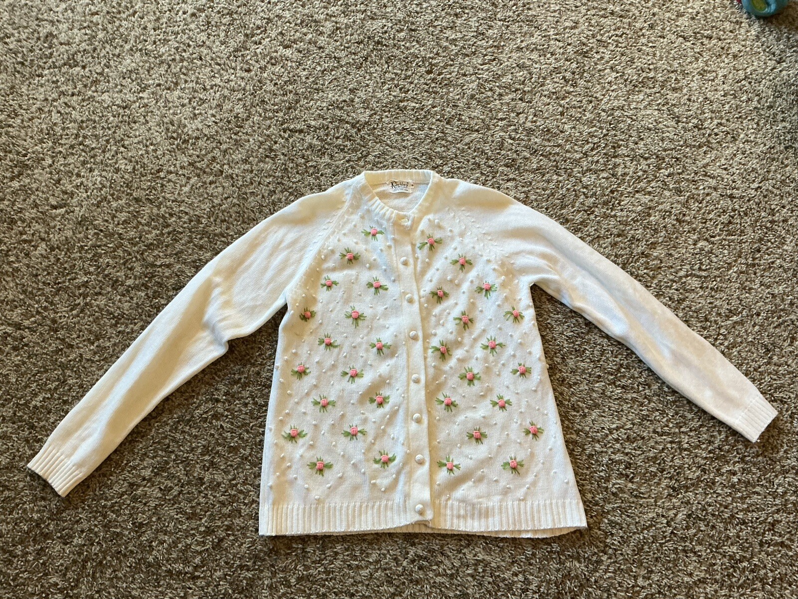 Vintage Kingsley Cardigan Sweater Medium VGUC White Floral Design