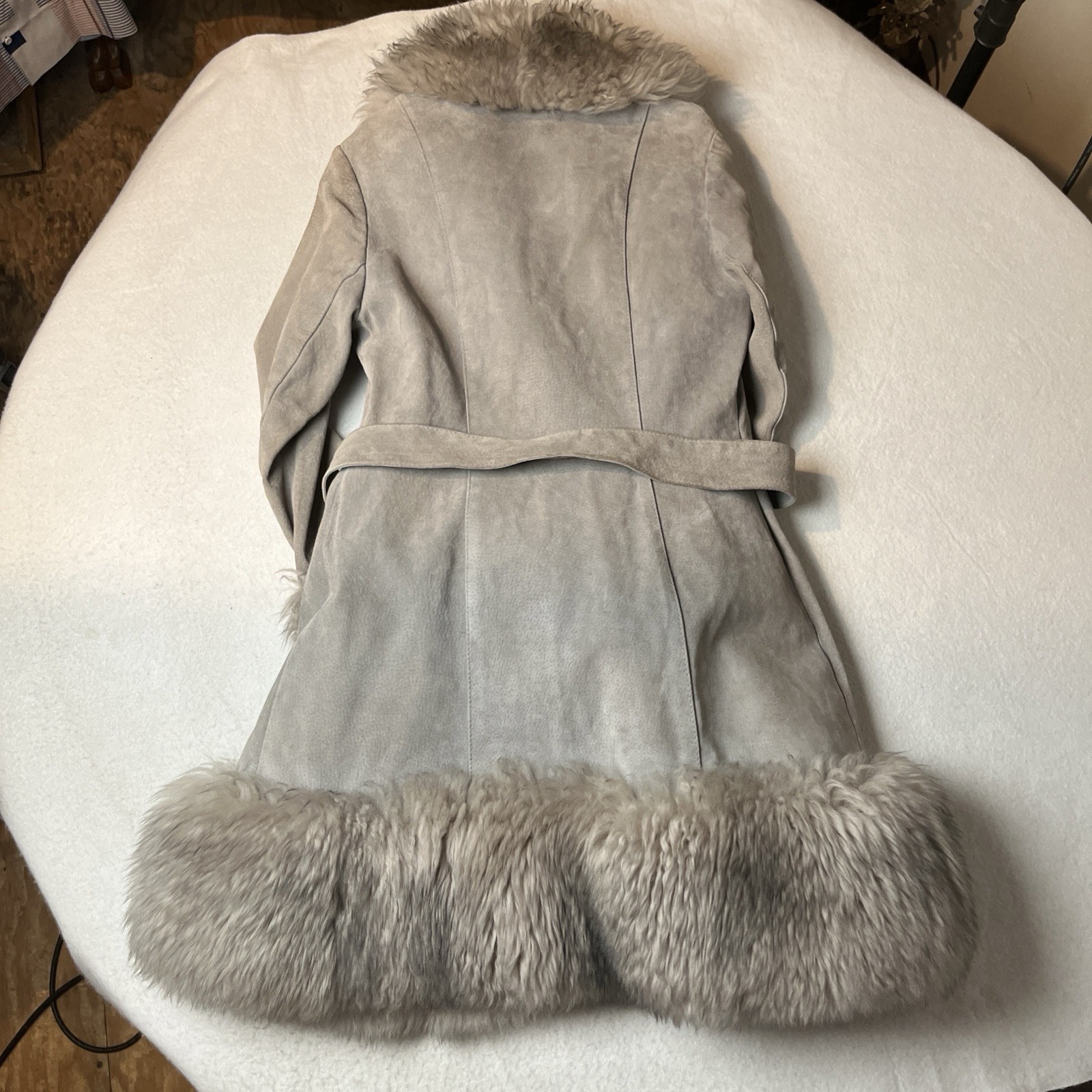 Gray 1970’s XS-S Penny lane Suede Coat With Lamb FUR TRIM Front POCKETS Grommets