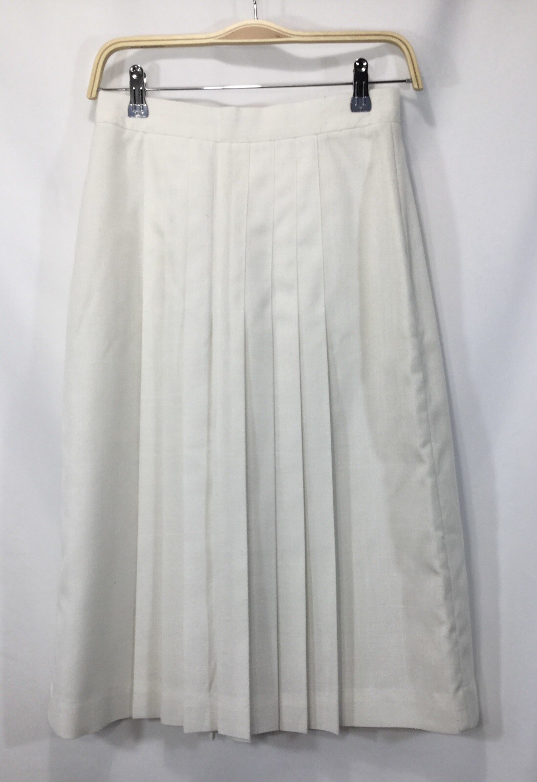 VINTAGE Pleated White Ivory Women’s Knee Length Skirt Sz 27 Counterparts (217)