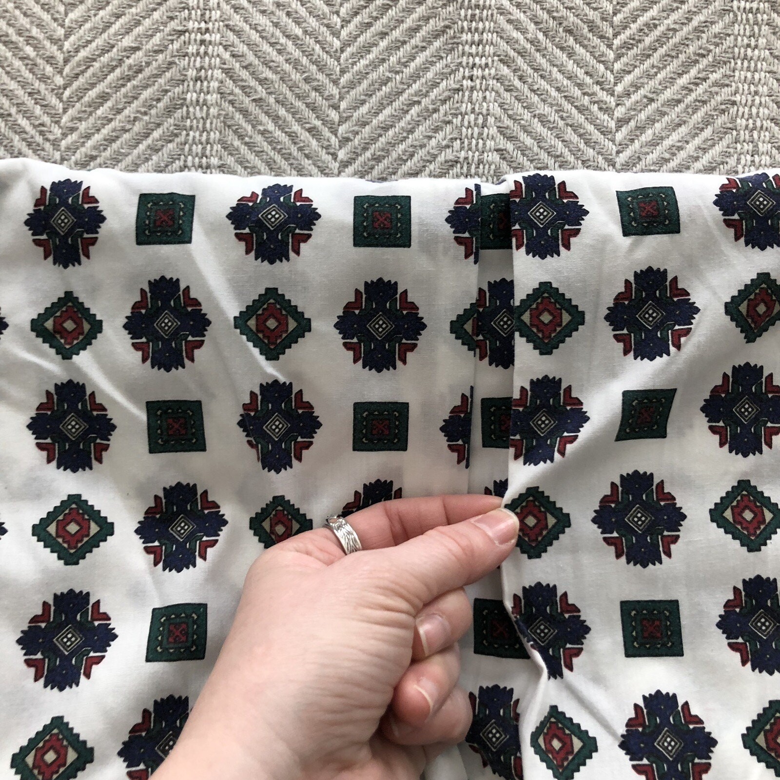 Southwestern Print Shirt Button Down Poly-Cotton Blend Pennylane Med Vintage