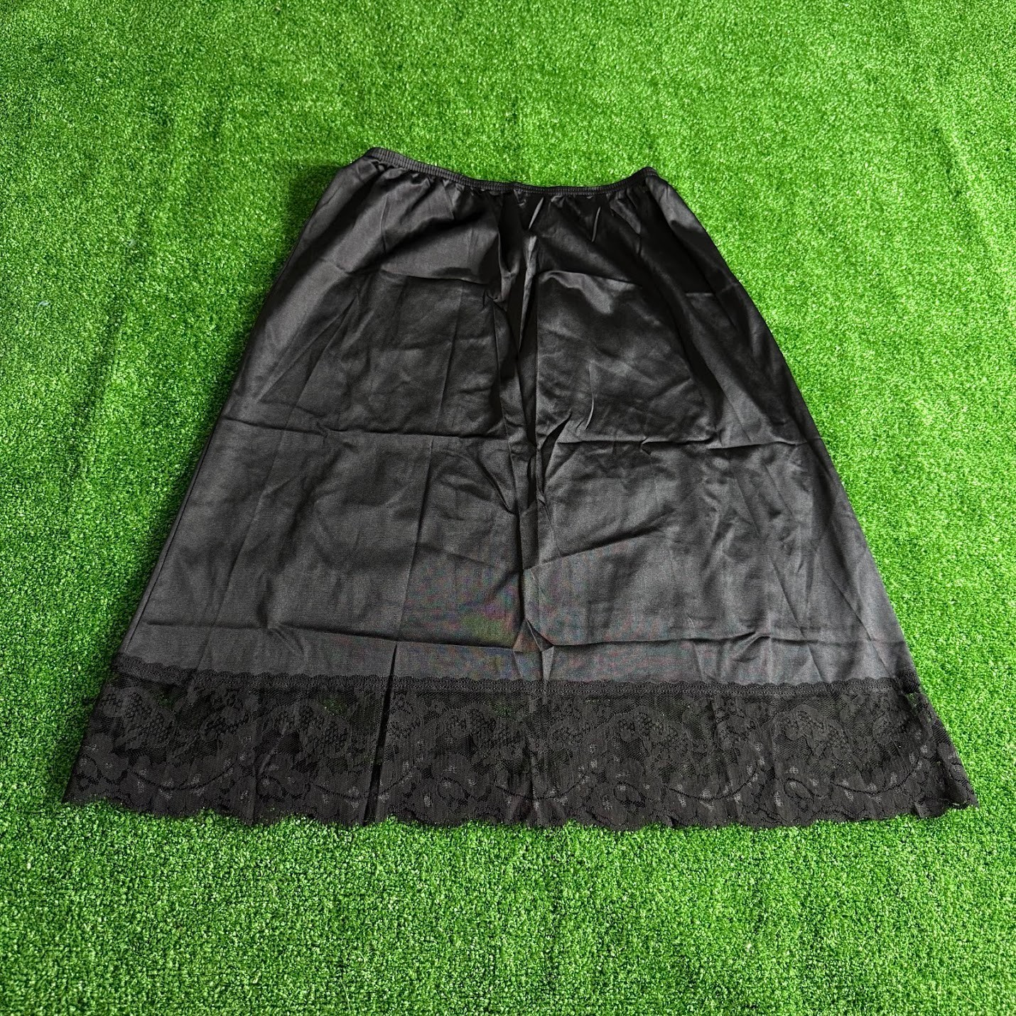 Vintage Vassarette Black Nylon Tricot Lace Details Half Slip Made in USA Size M