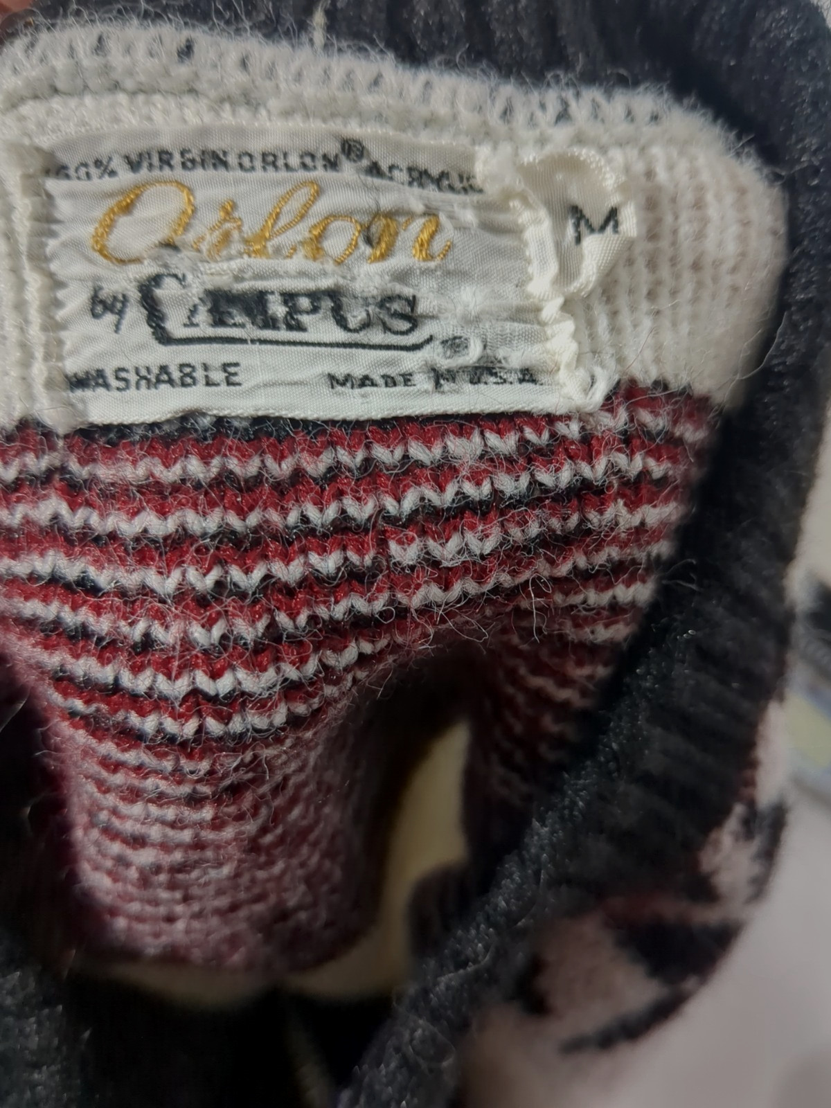 Orlon Campus cardigan sweater women size medium winter nordic vtg made in USA