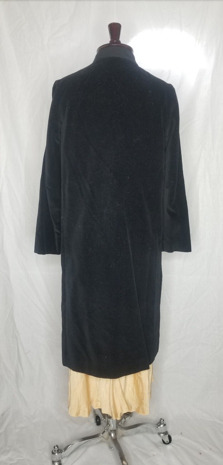 Vintage 1960s Black Velvet Cocktail Coat Mod GoGo Count RAMI Auze Medium