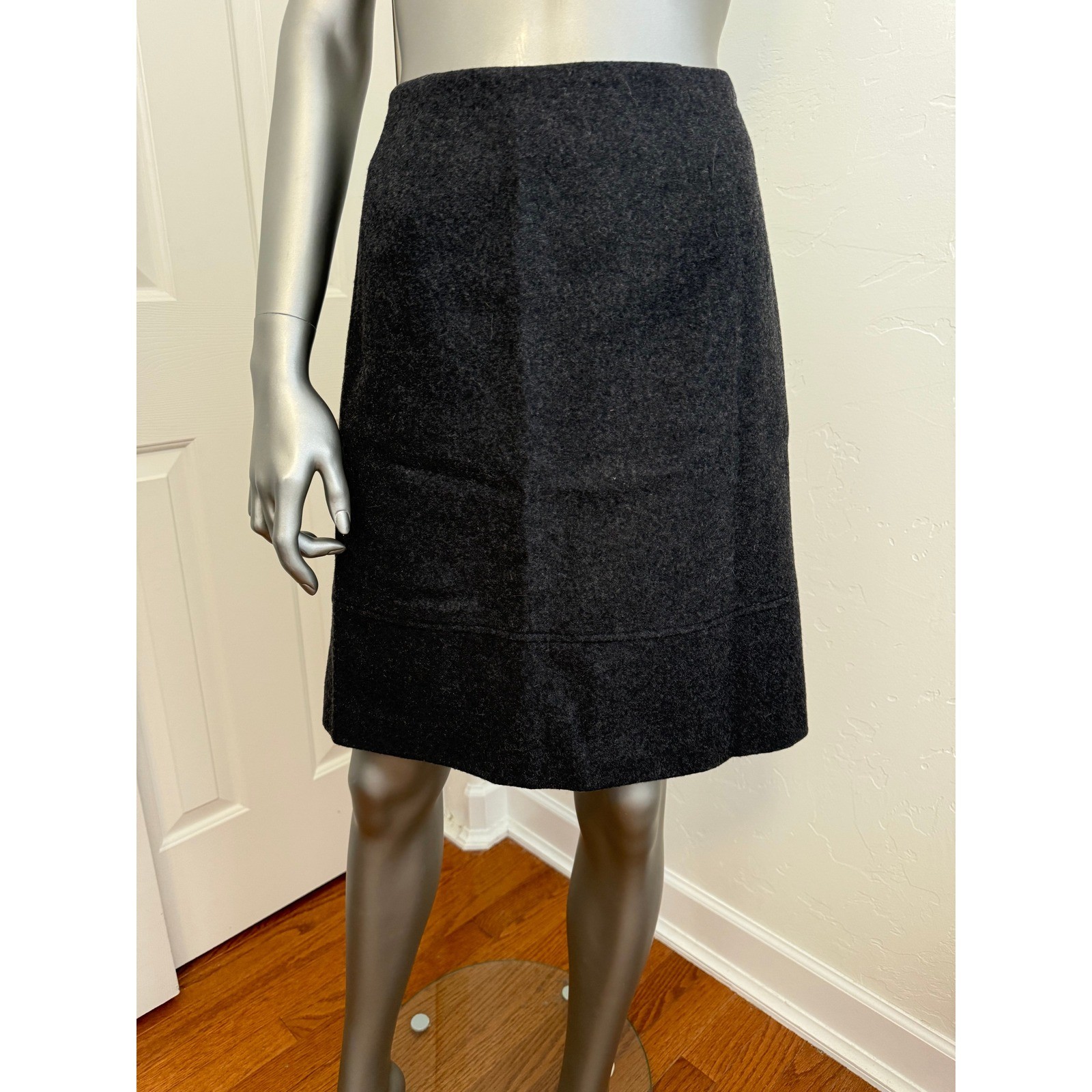 Vintage 90’s J. Crew Charcoal Gray A-Line Wool Pencil Skirt made in Hong Kong 6