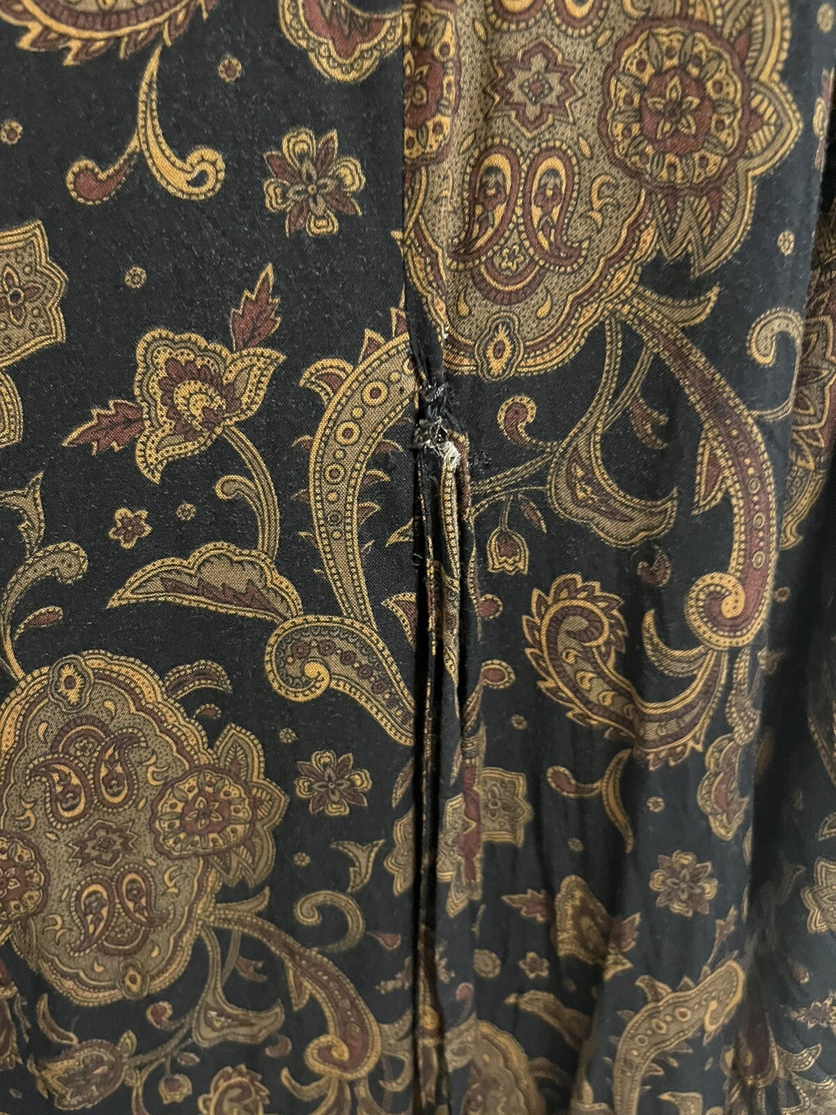 TR Bentley Vintage Dress Black And Gold Paisley Belted Good Condition Smoke Free