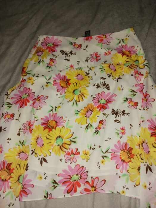 Pierre Cardin vintage floral handkerchief skirt 12 Flouncy 80’s asymmetrical
