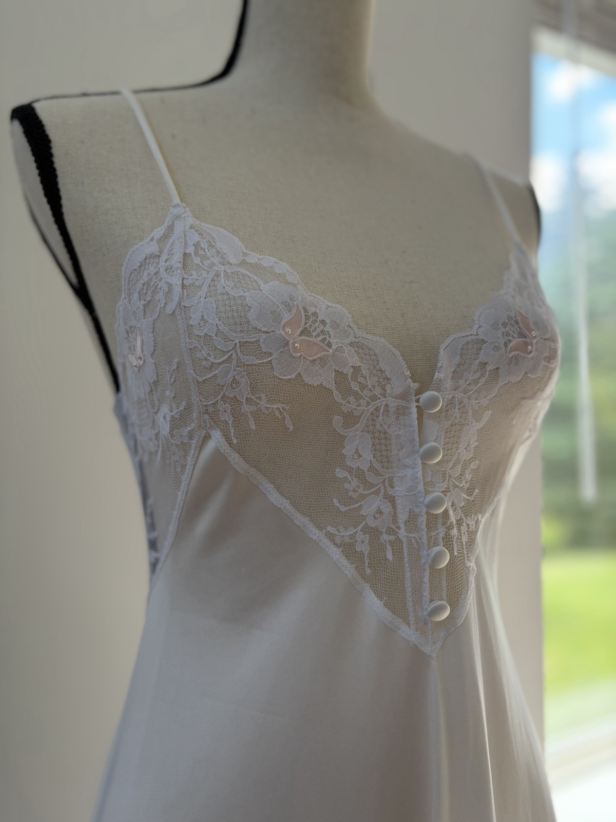 VTG 70s Barbizon White Lace Maxi Nightgown Slip S Fairy Whimsi Feminine Bridal