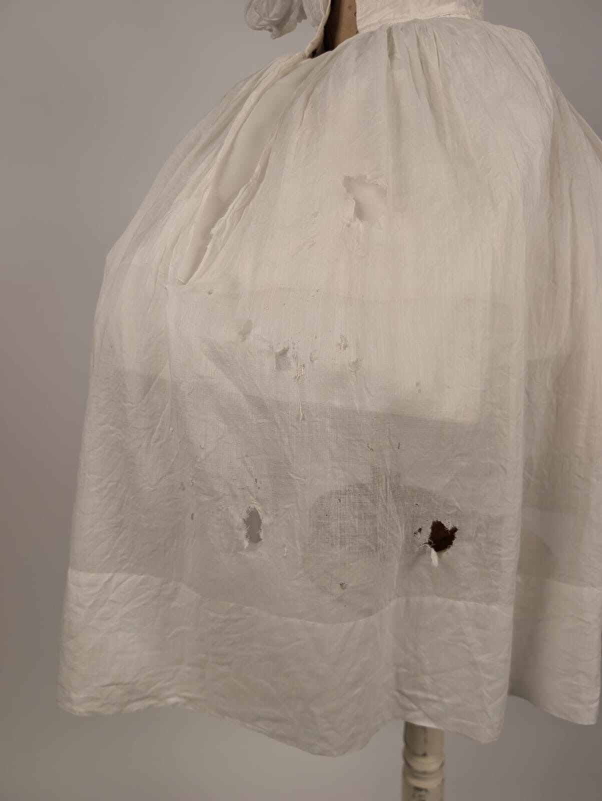 CIVIL WAR 1850’S GIRL’S WHITE BATISTE SUMMER DRESS W PUFF SLEEVES