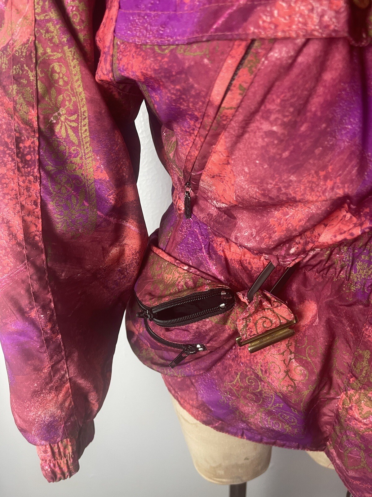 90s 1990s Knockout Pink, Purple and Gold Ski Coat with MATCHING FANNYPACK